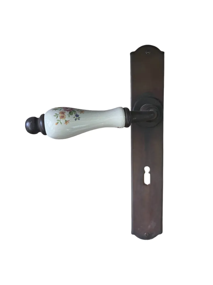 DOOR HANDLE ON PLATE art.:2-10 ANTIQUE BRONZE / PORCELAIN