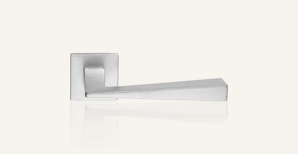 DOOR HANDLE - CONICA - CROMO MAT c/w BATHROOM INDICATOR