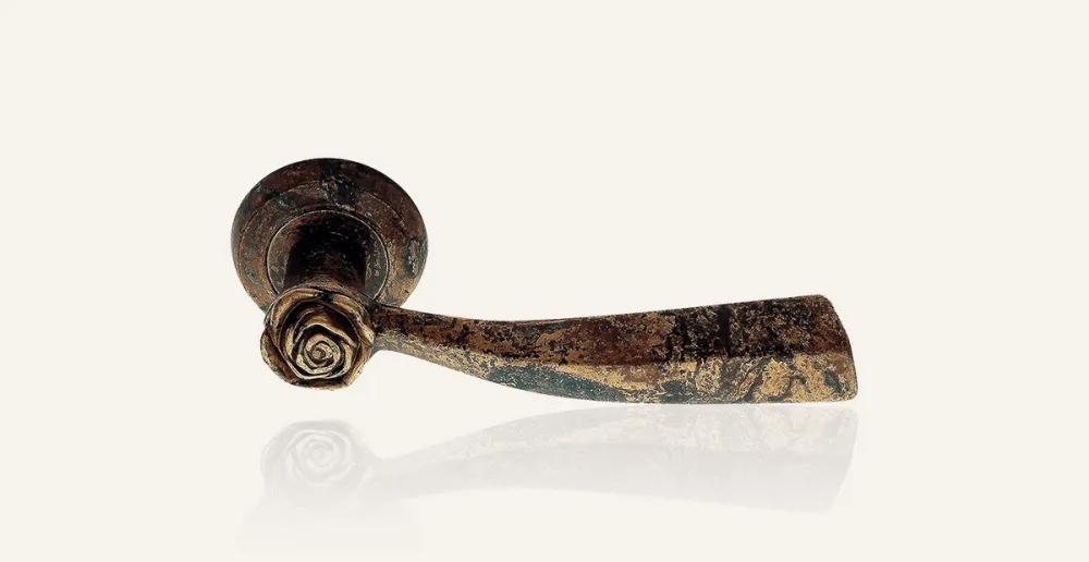 DOOR HANDLE - ROSE - ANTIQUE BRASS
