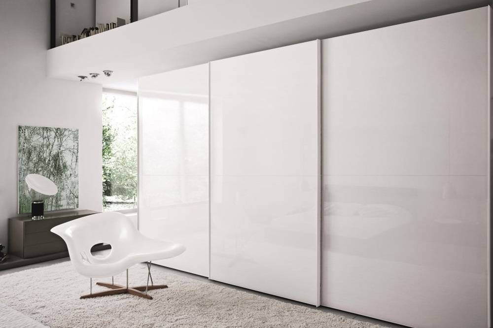 COMPLETE SET FOR 3-DOOR SLIDING WARDROBE INCLUDING HANDLES FULL SOFT CLOSING