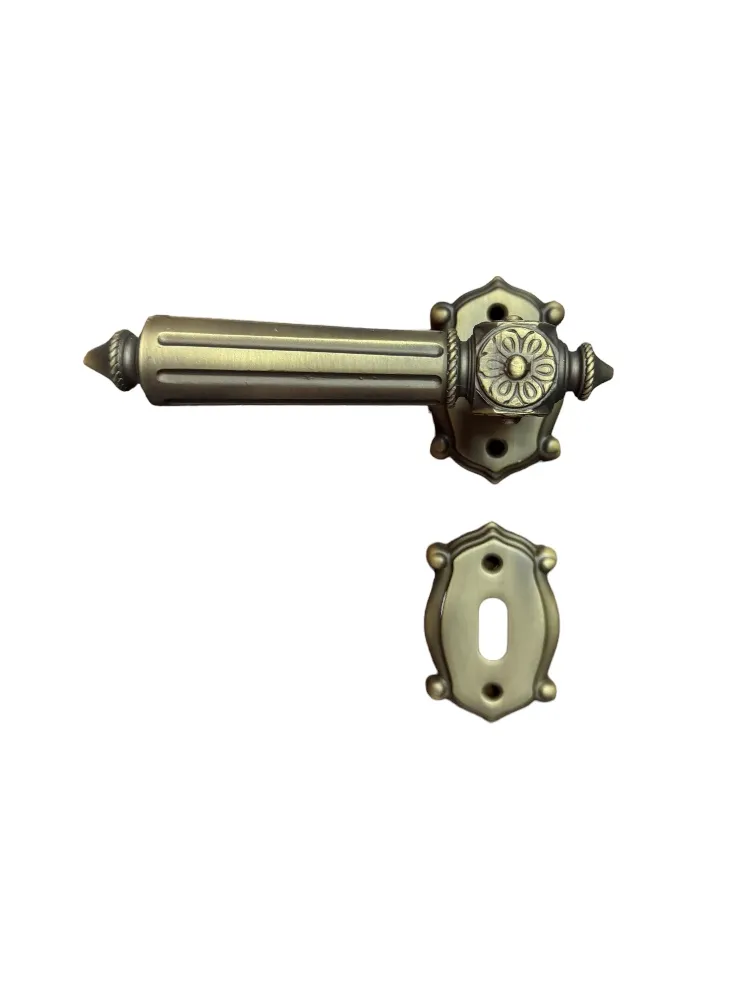 DOOR HANDLE PATRIZIO MAT BRASS
