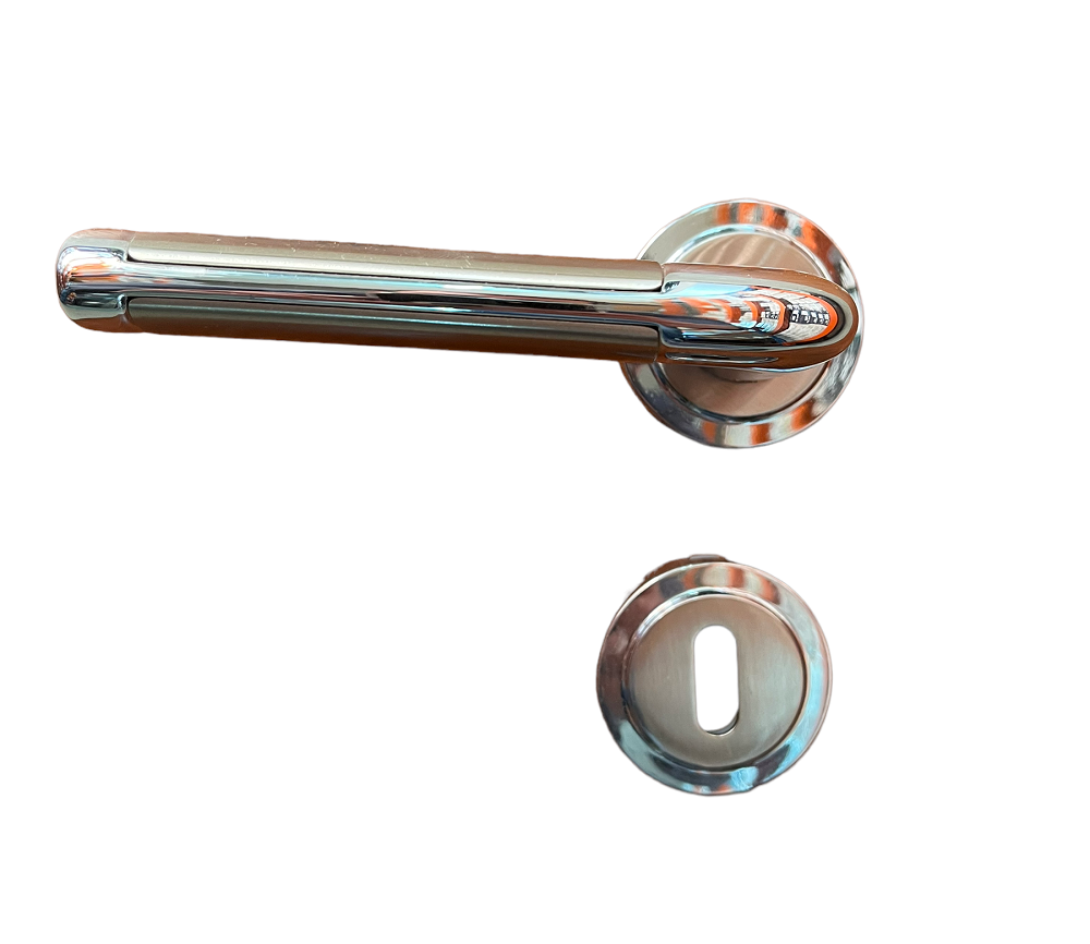DOOR HANDLE XENIA MAT NICKEL / CHROME
