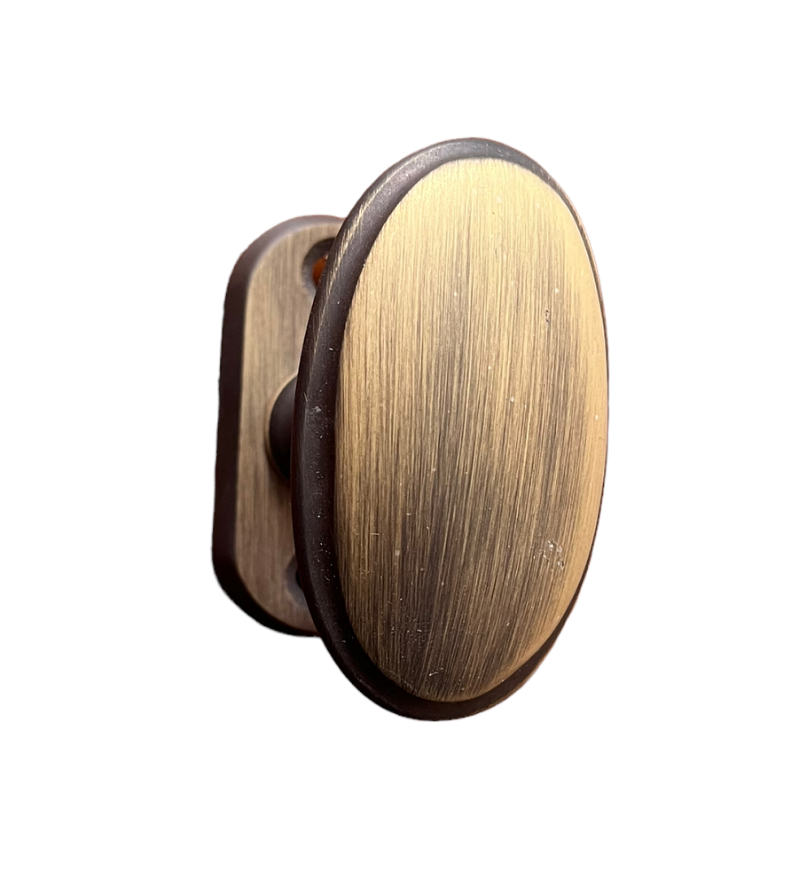 DOOR KNOB ON NARROW ROSE BRASS MAT