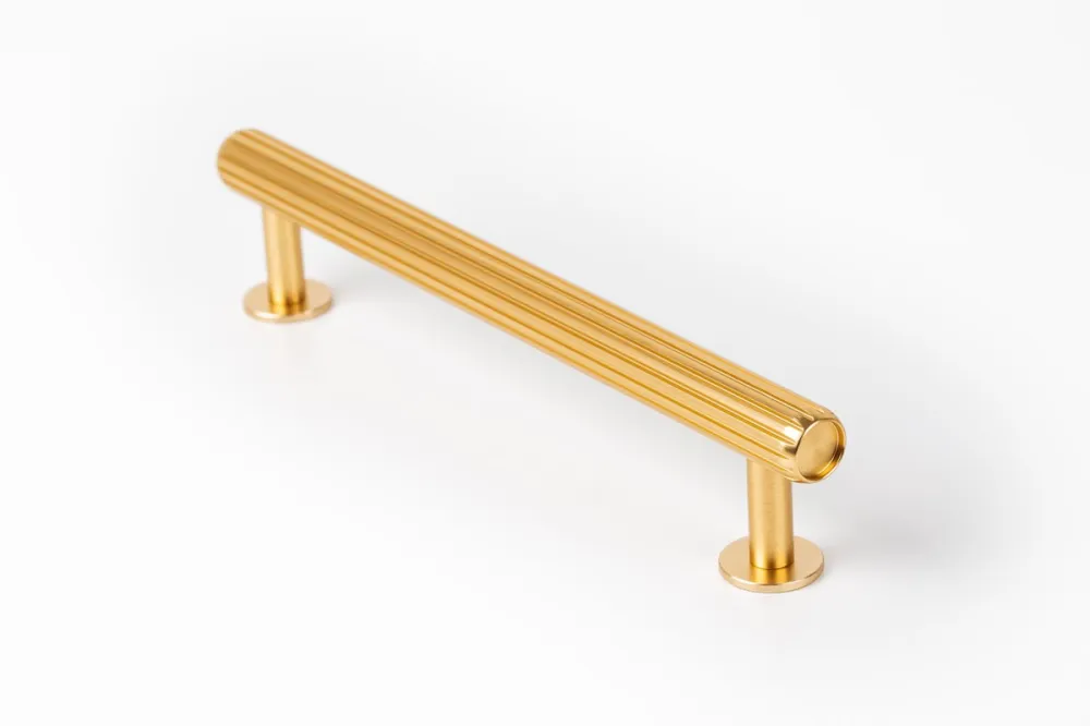 FURNITURE HANDLE RILLE cc160mm / L=190mm GOLD