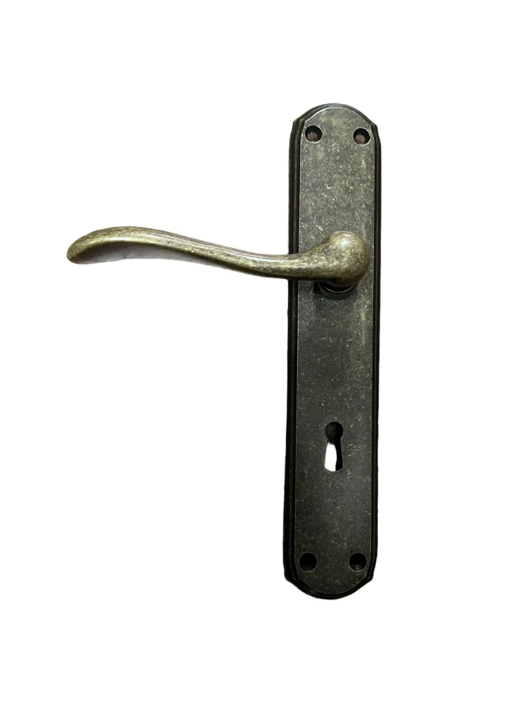 DOOR HANDLE ON PLATE art.: 322 ANTIQUE BRASS