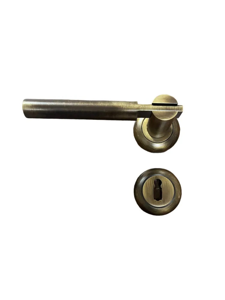 DOOR HANDLE art: 6645 MAT BRASS